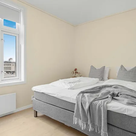 Apartment Contemporary City-apartement With Views Of The Dock! Bergen