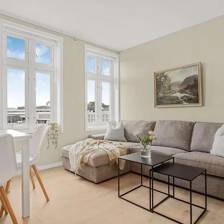 Contemporary City-apartement With Views Of The Dock! Apartment