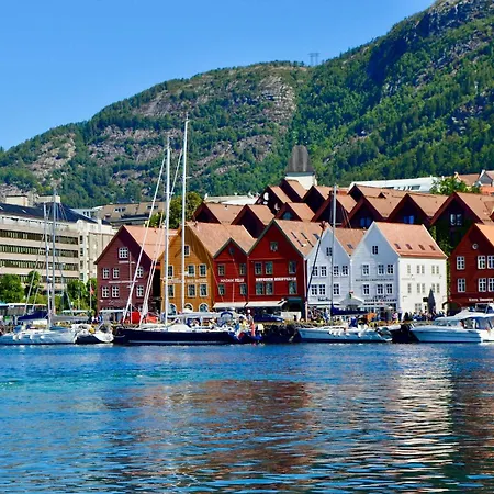 Contemporary City-apartement With Views Of The Dock! Apartamento Bergen